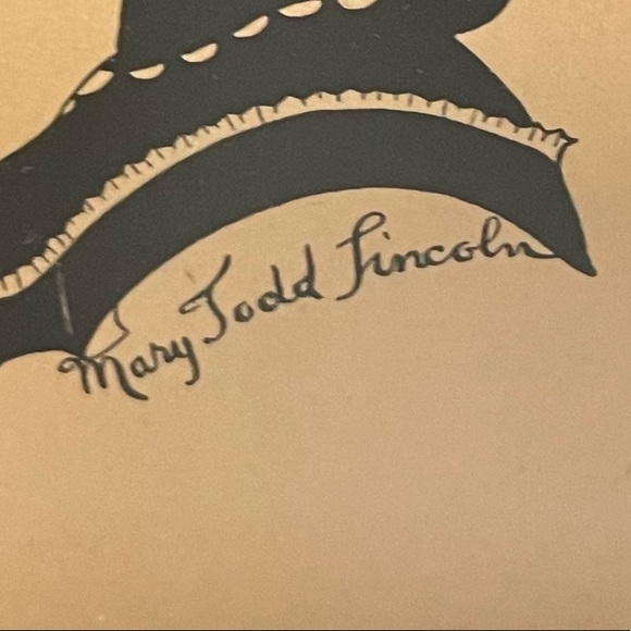 Silhouette Pictures of Abraham Lincoln and Mary Todd Lincoln with signatures - Picture 4 of 5